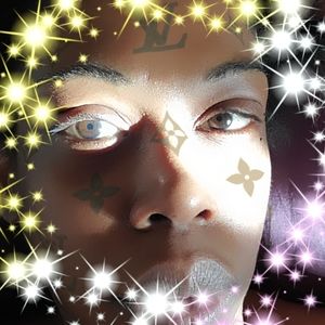 Meet your Posher, Roxy